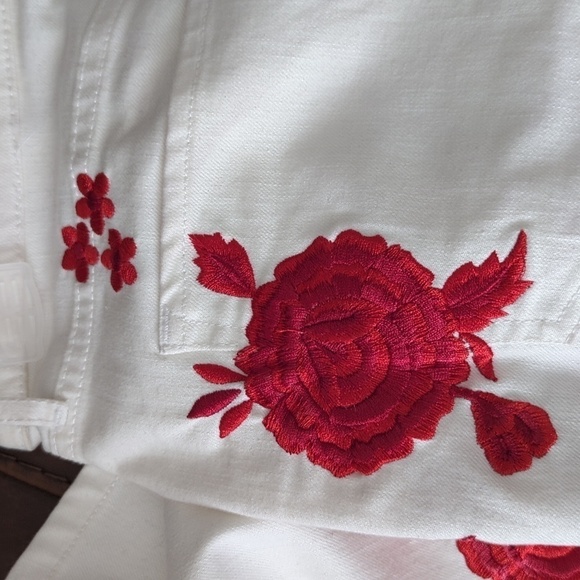 Banana Republic Wide Leg Embroidered Jeans - Picture 7 of 12